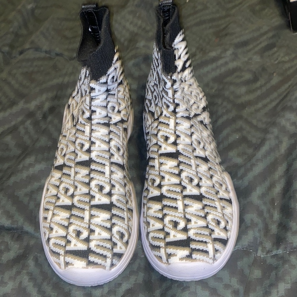 Sock sneakers